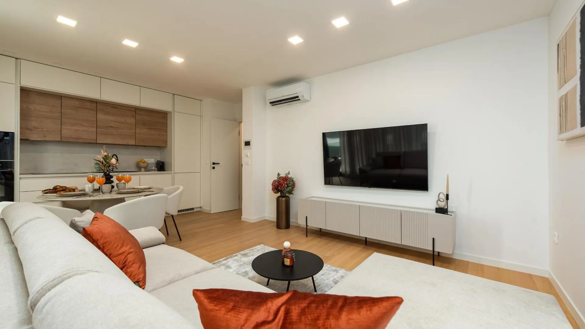 Apartman Z&Z زادار شقة